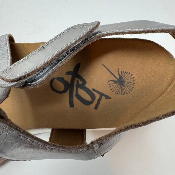 OTBT Sierra Metallic Platform Sandals Shoes Womens 7 Silver Pewter Beach Coastal - Picture 9 of 10